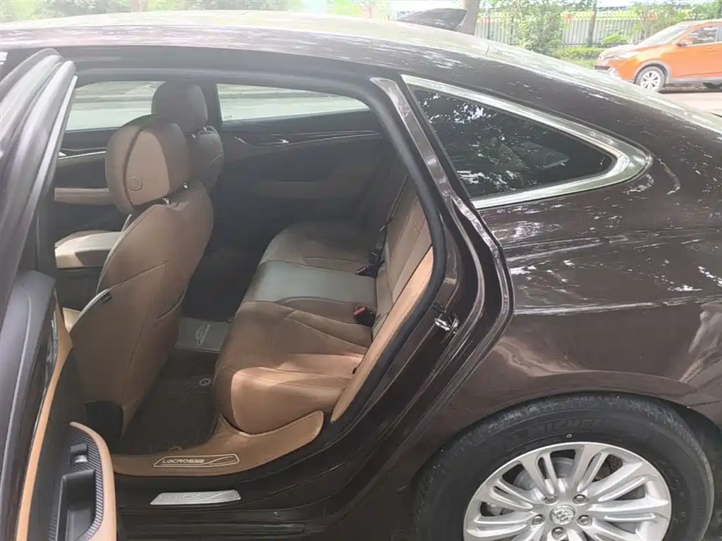 Buick LaCrosse 2016 20T Luxury фото 17
