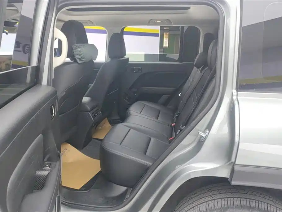 Haval Meng Long NEV 2023 Hi4 102 Explorer Edition фото 11