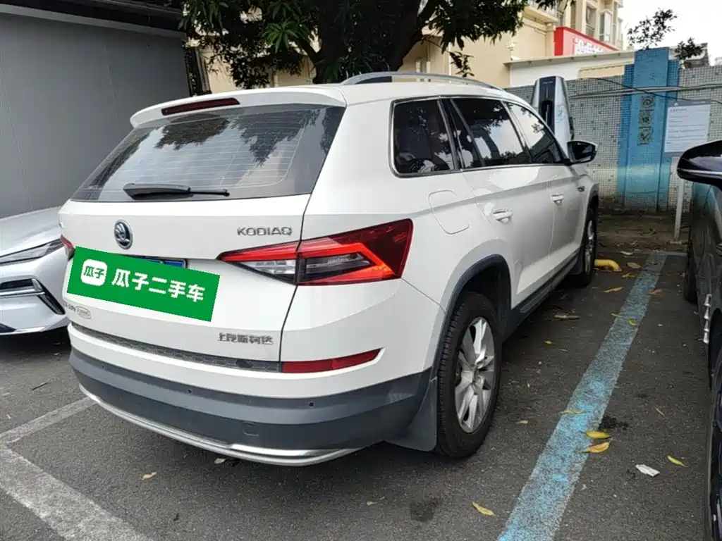 Škoda Kodiaq 2017 TSI330 7-seater 2WD Luxury Edition фото 12