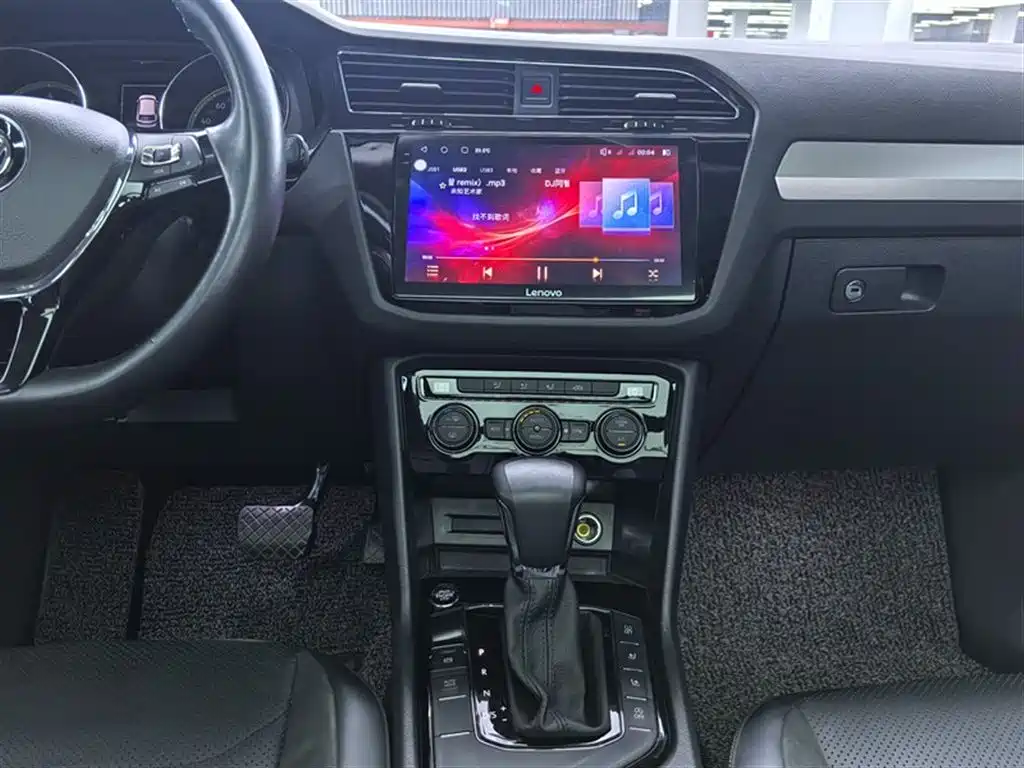 Volkswagen Tiguan L 2020 330TSI Auto 2WD Panorama Comfort China VI фото 7