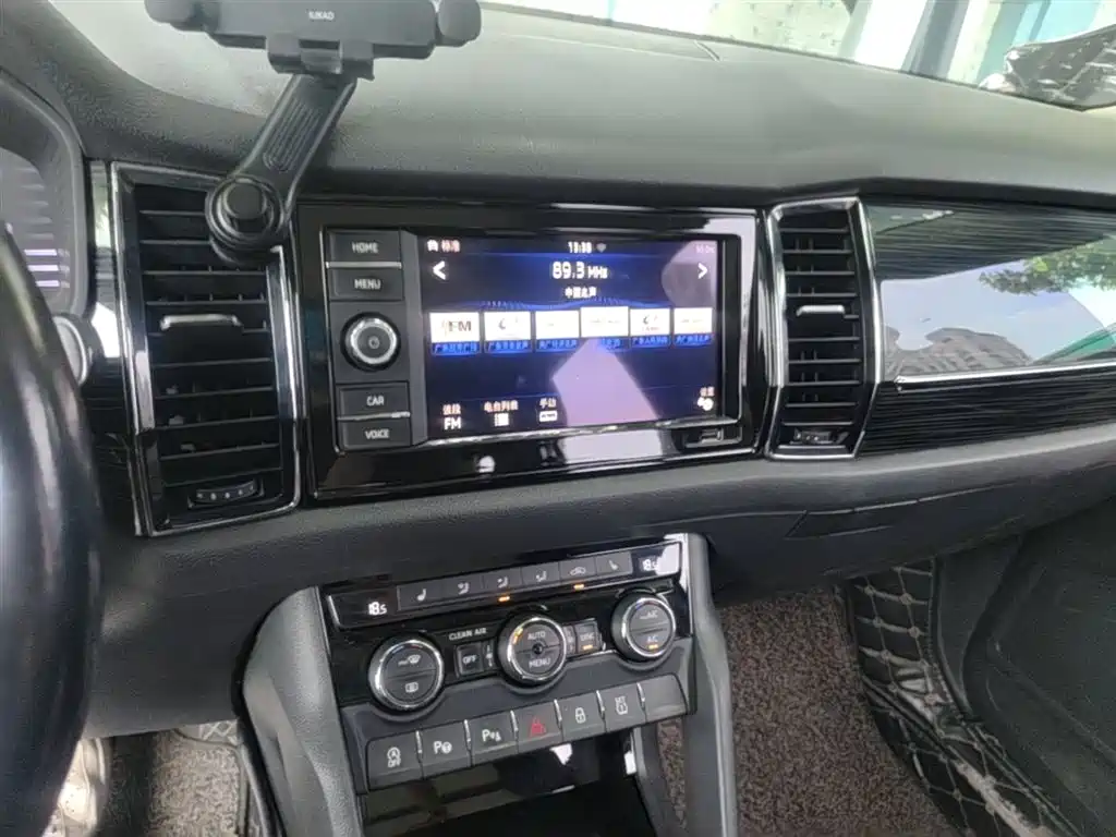 Škoda Kodiaq 2017 TSI330 7-seater 2WD Luxury Edition фото 20