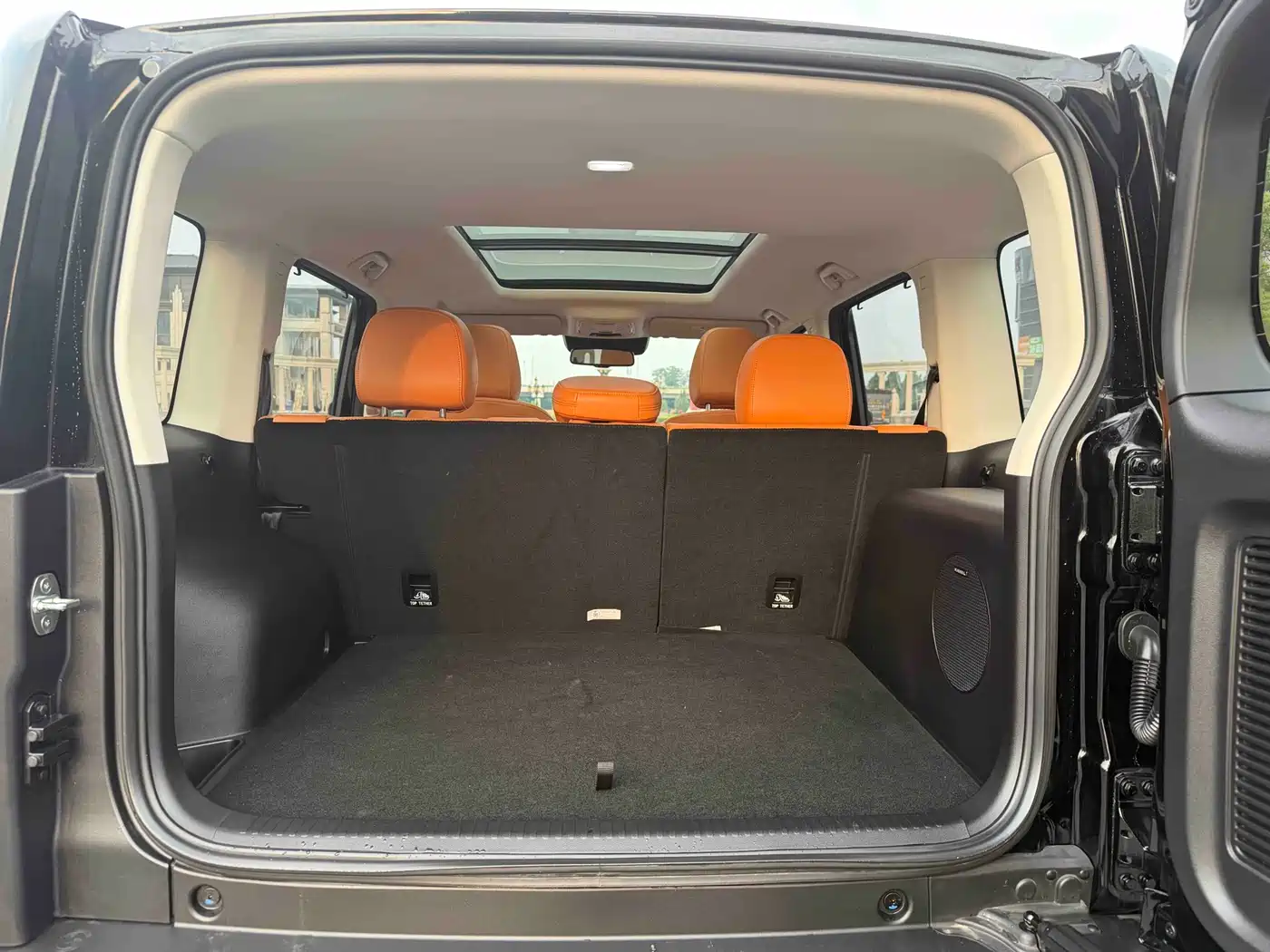 Haval Meng Long NEV 2024 Hi4 145 Cross-country Edition фото 16