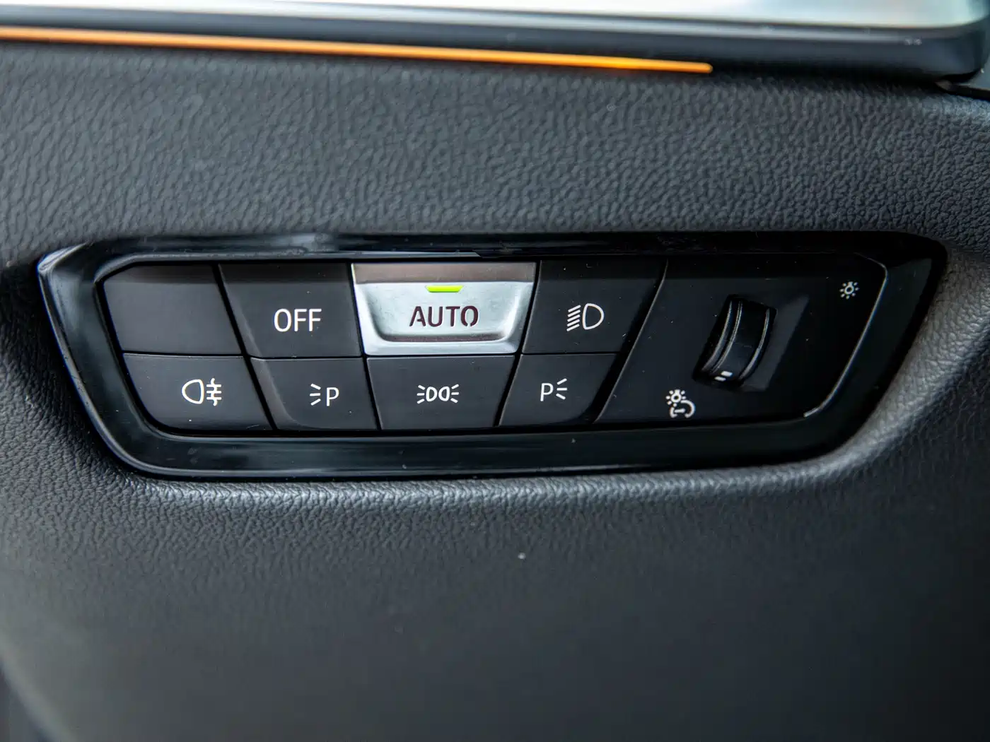 BMW 3 Series 2020 325Li M Sport Package фото 25