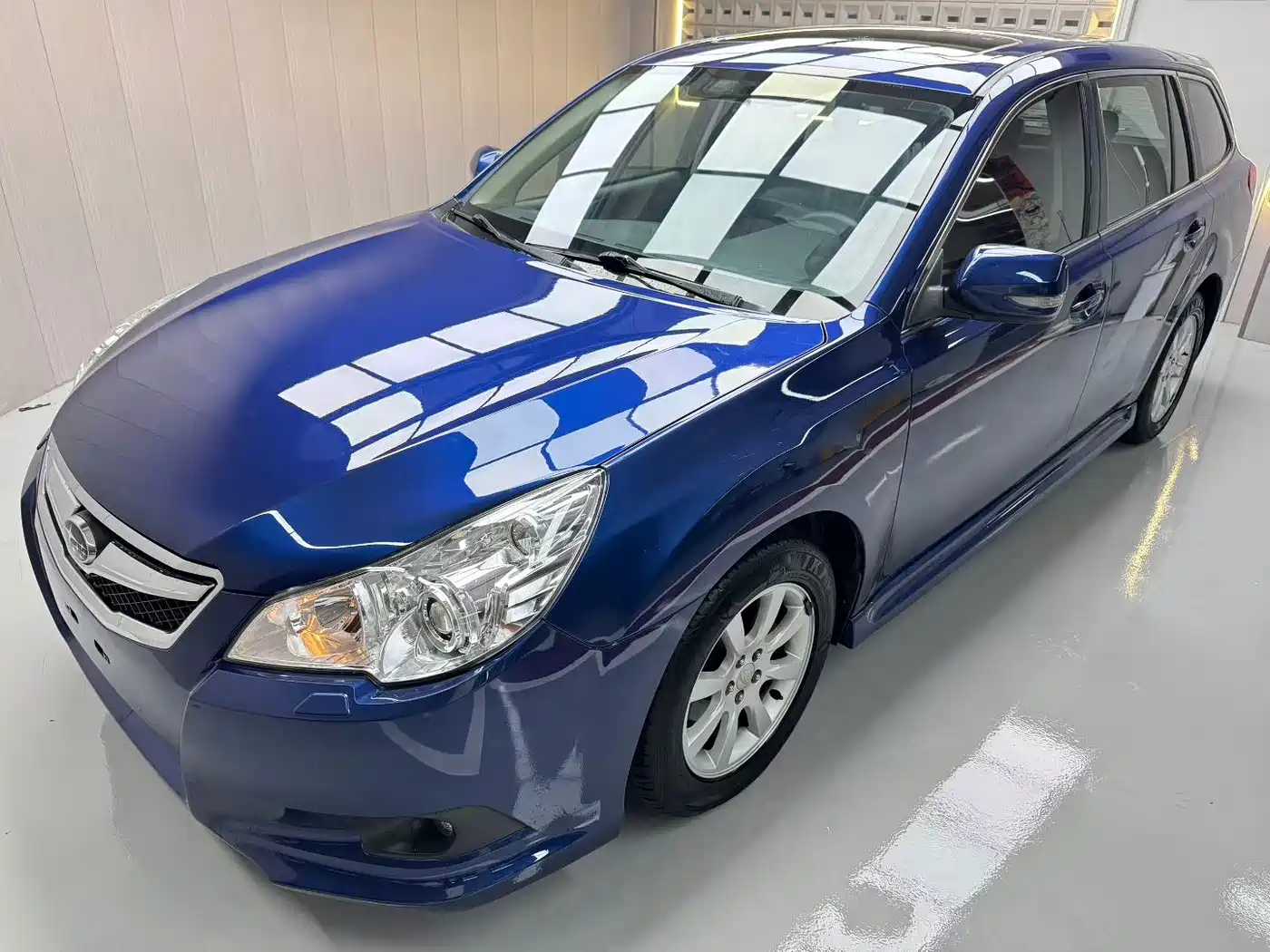 Subaru Legacy 2010 2.0i Luxury Wagon