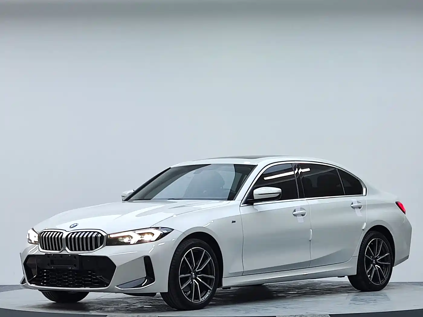 BMW 3 Series 2023 320Li M Sport Package фото 2