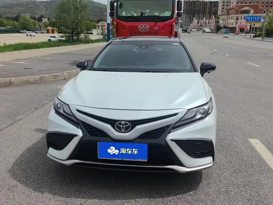 Toyota Camry 2021 2.0S Sporty Edition фото 2