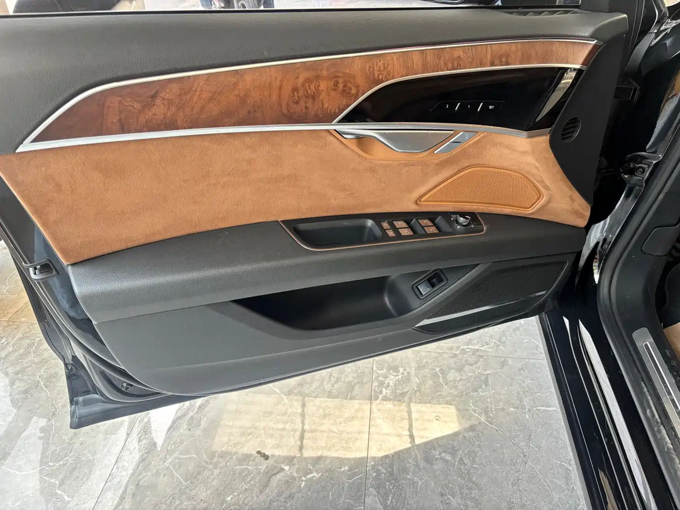 Audi A8 2018 A8L 55 TFSI quattro Launch Elite фото 5