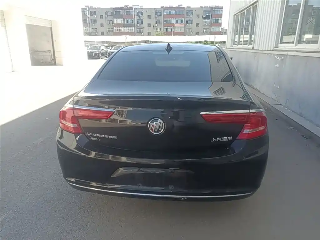 Buick LaCrosse 2018 Model 20T Elite Edition фото 10