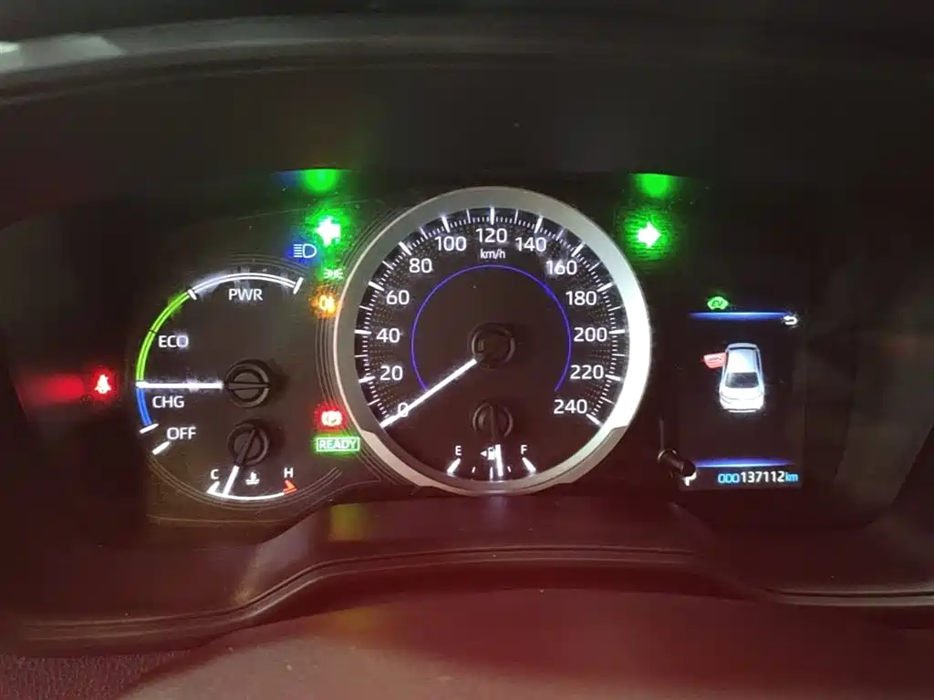 Toyota Levin 2022 Dual Engine 1.8H E-CVT Progressive Edition фото 12