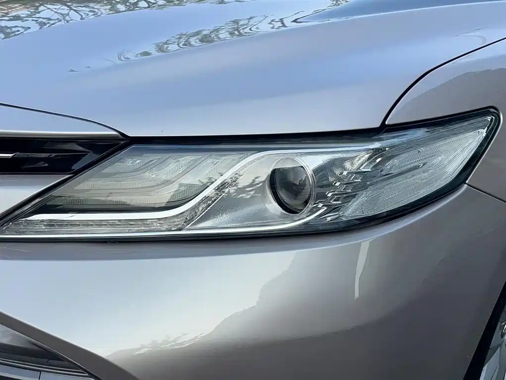 Toyota Camry 2018 2.0G Luxury Edition фото 15