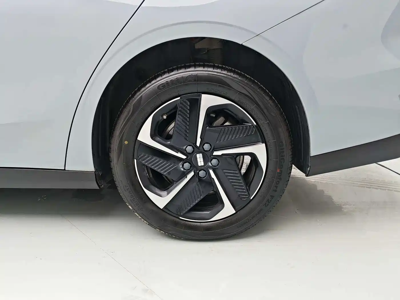Geely Galaxy Galaxy L6 2023 2023 60km PLUS