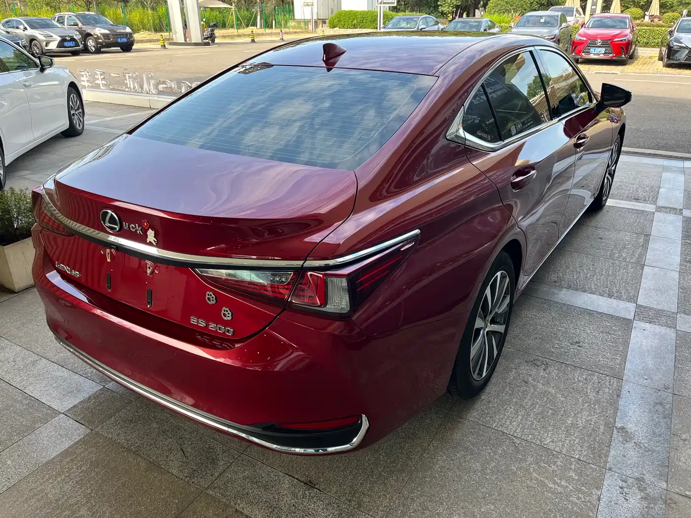 Lexus ES 2020 200 Luxury фото 7