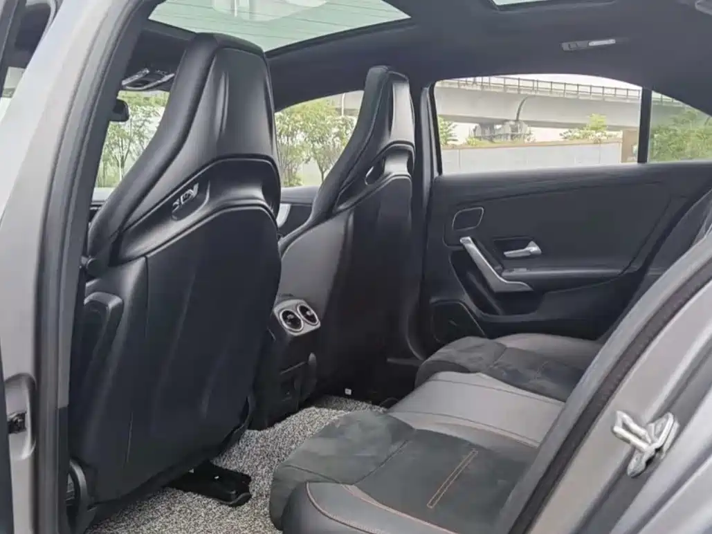 Mercedes-Benz A-Class AMG 2020 AMG A 35 L 4MATIC фото 22