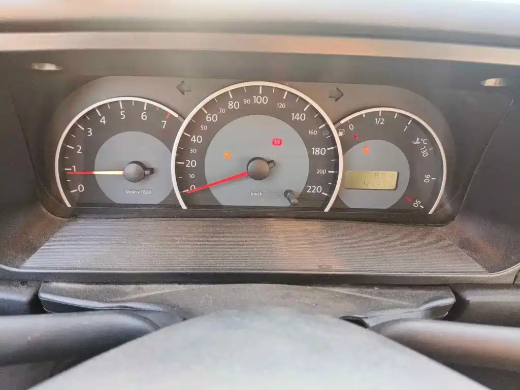 Photo 4 - Volkswagen Jetta