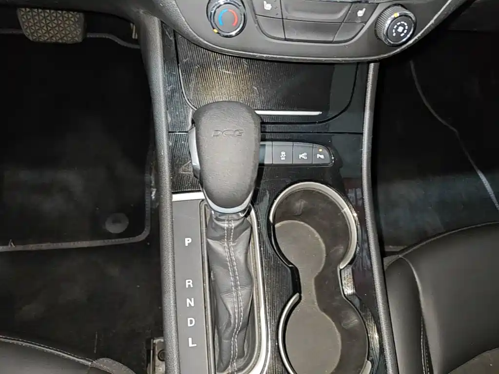 Photo 14 - Buick Verano