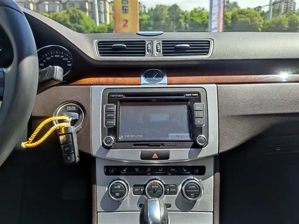 Volkswagen Magotan (Import) 2015 2015 Wagon 2.0TSI Comfort
