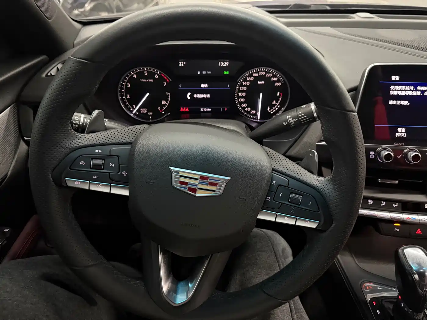Cadillac CT4 2021 28T Premium Edition фото 5