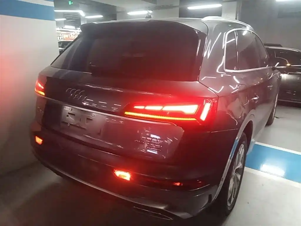 Audi Q5L 2021 40 TFSI Luxury Dynamic фото 7