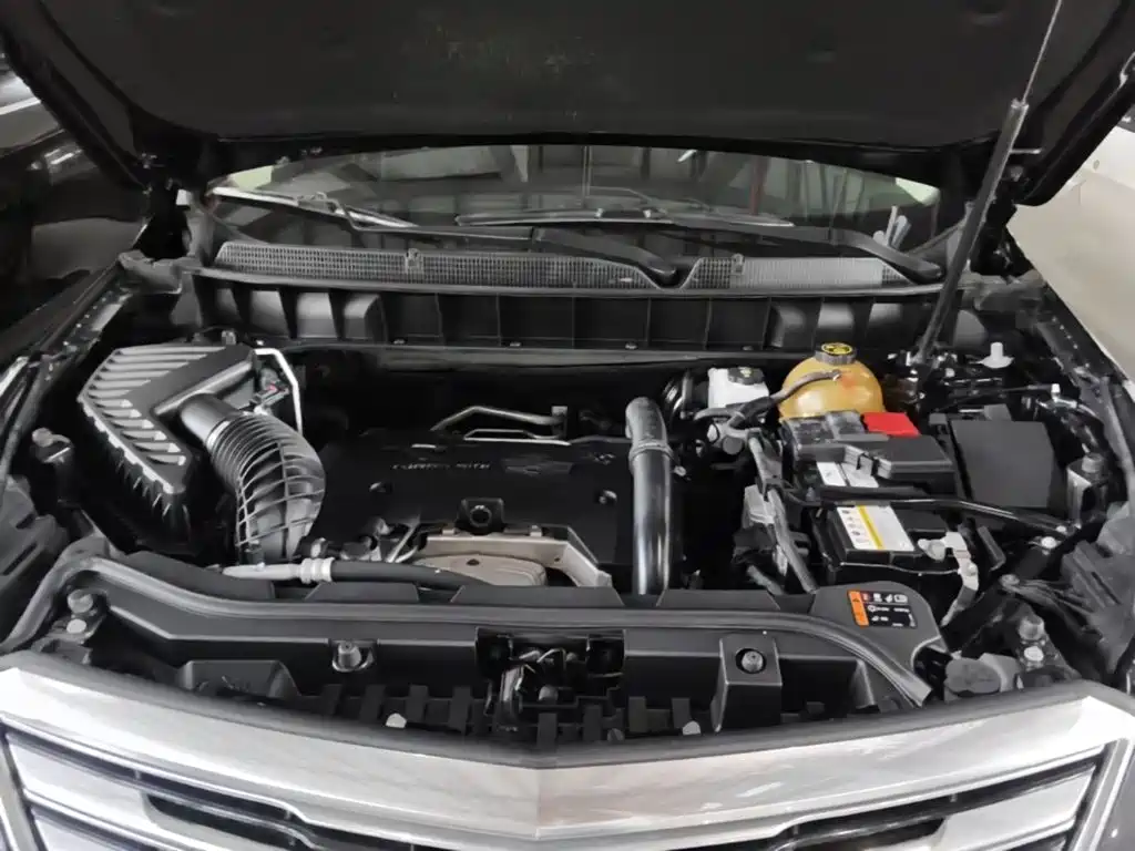 Cadillac XT5 2017 2016 25T Luxury Model