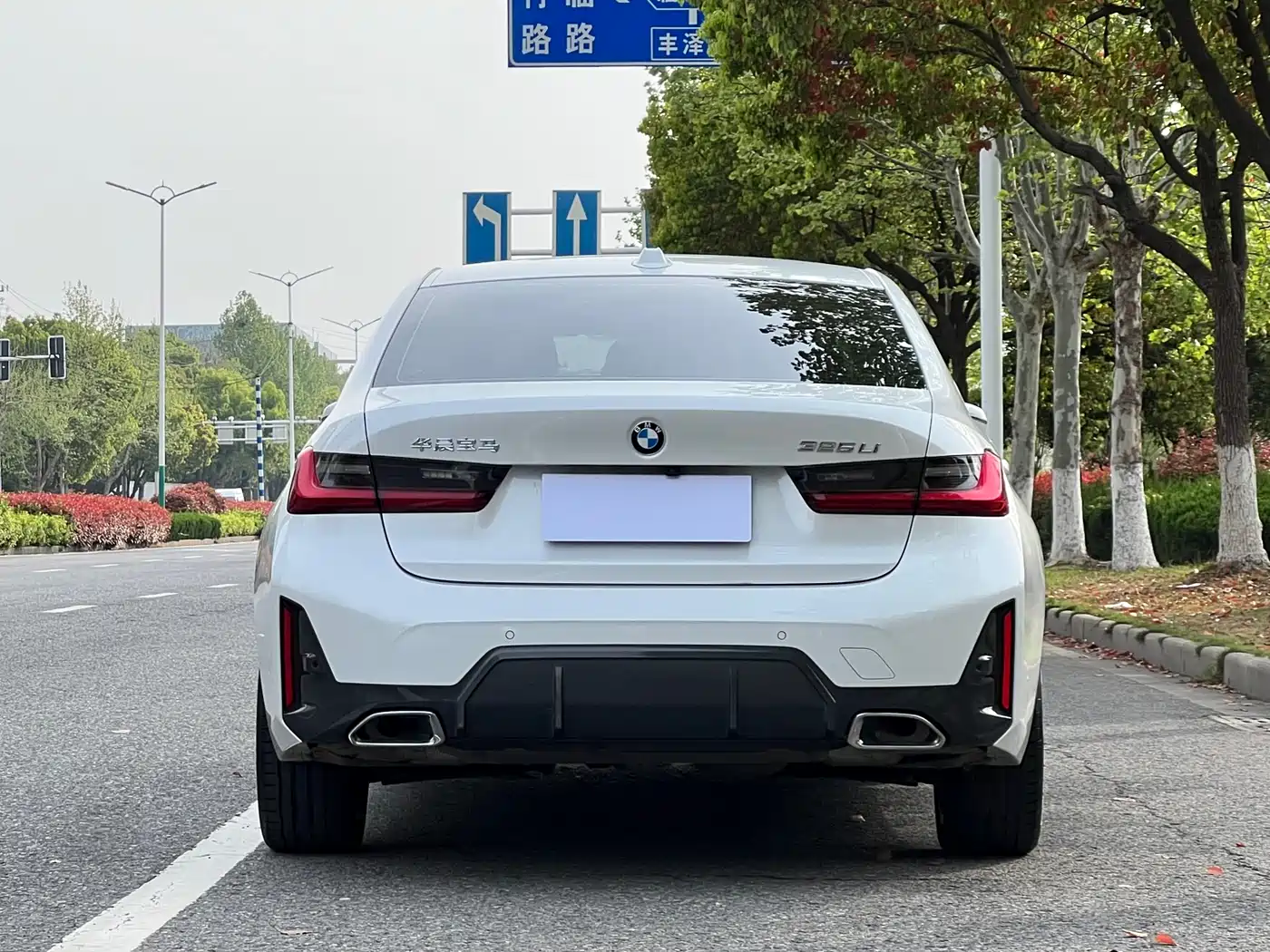 BMW 3 Series 2023 325Li M Sport Package фото 4