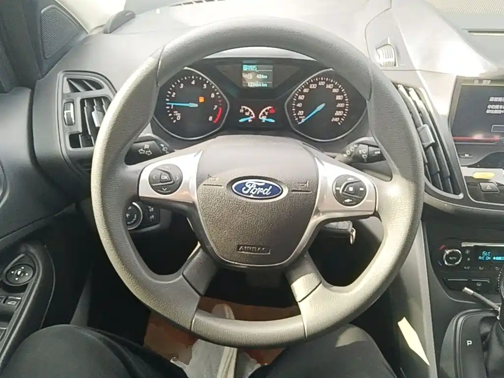 Ford Kuga 2016 2015 1.5L GTDi 2WD Trend