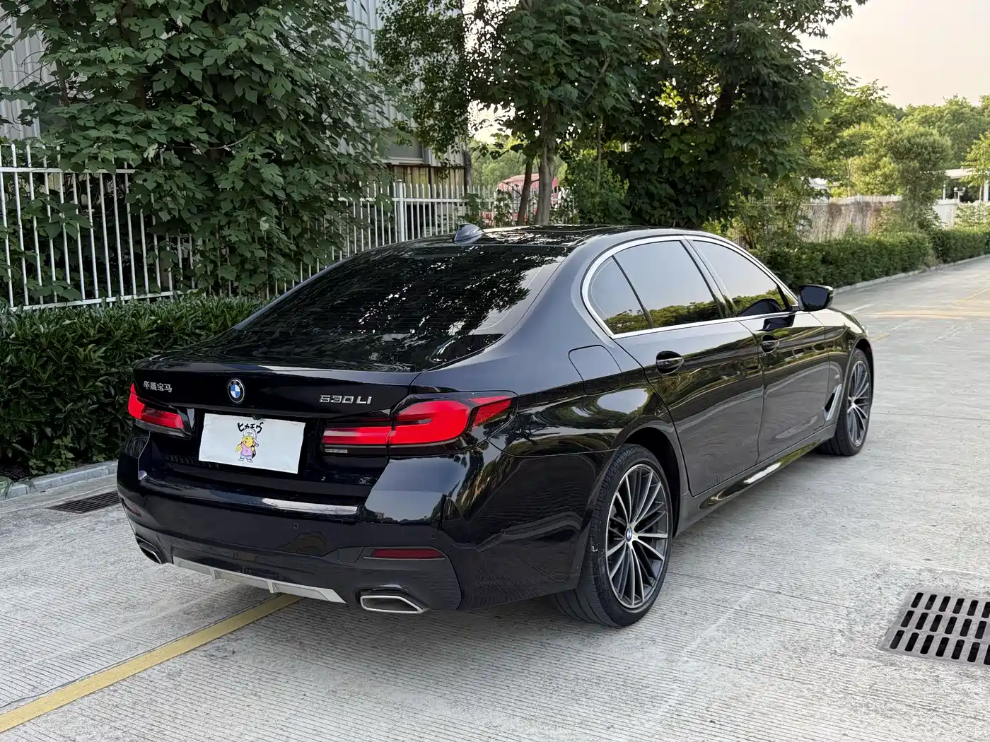 BMW 5 Series 2022 530Li Leading M Sport Package фото 15