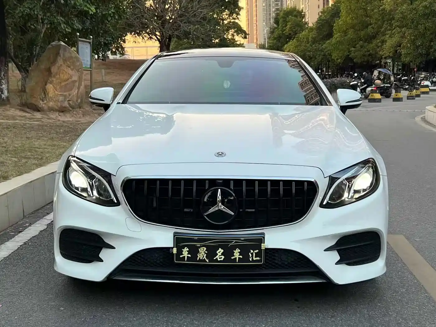 Mercedes-Benz E-Class (Import) 2020 E 260 Coupe фото 3