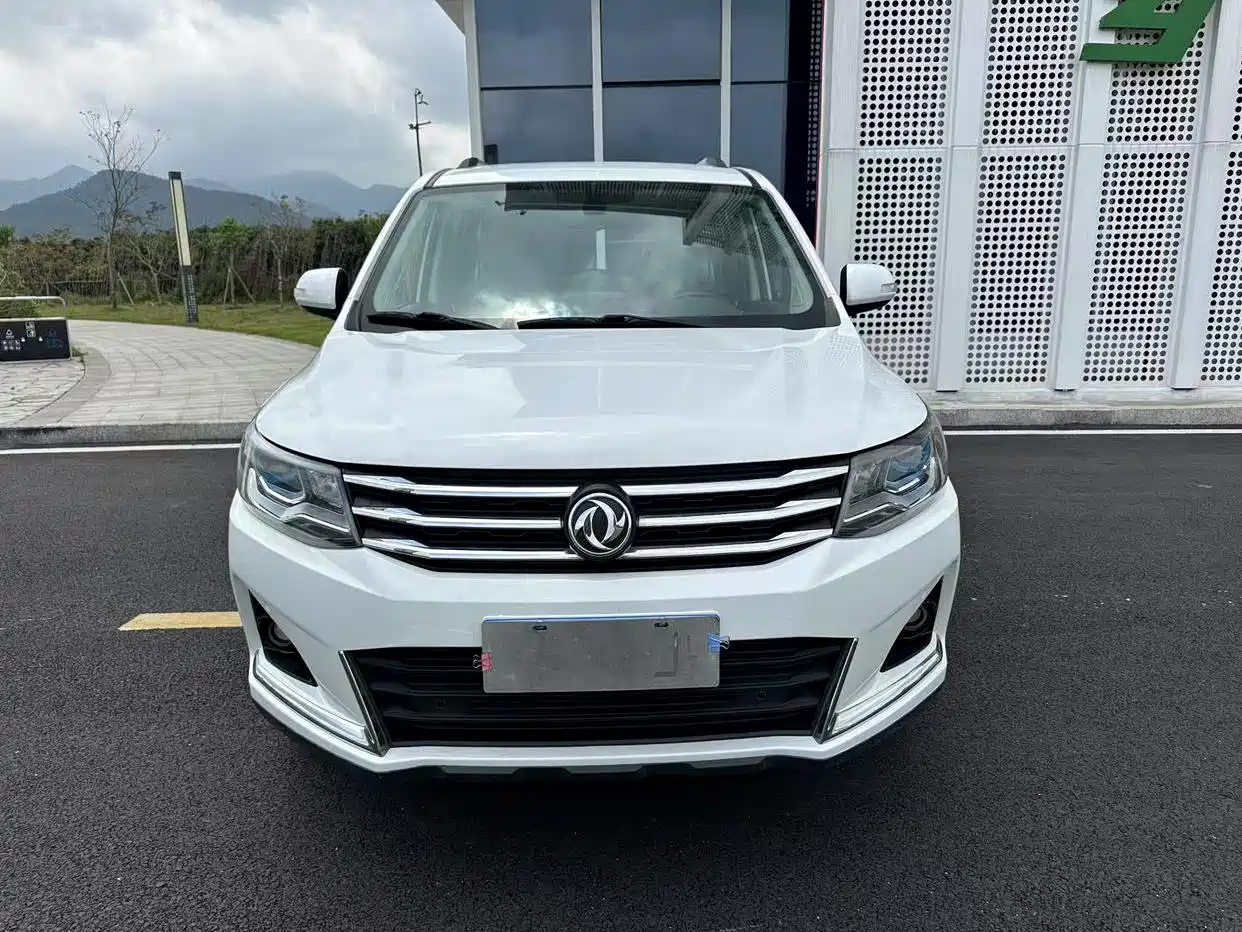 Dongfeng Fengxing Fengxing SX6 2020 2019 1.6L Manual Luxury China VI