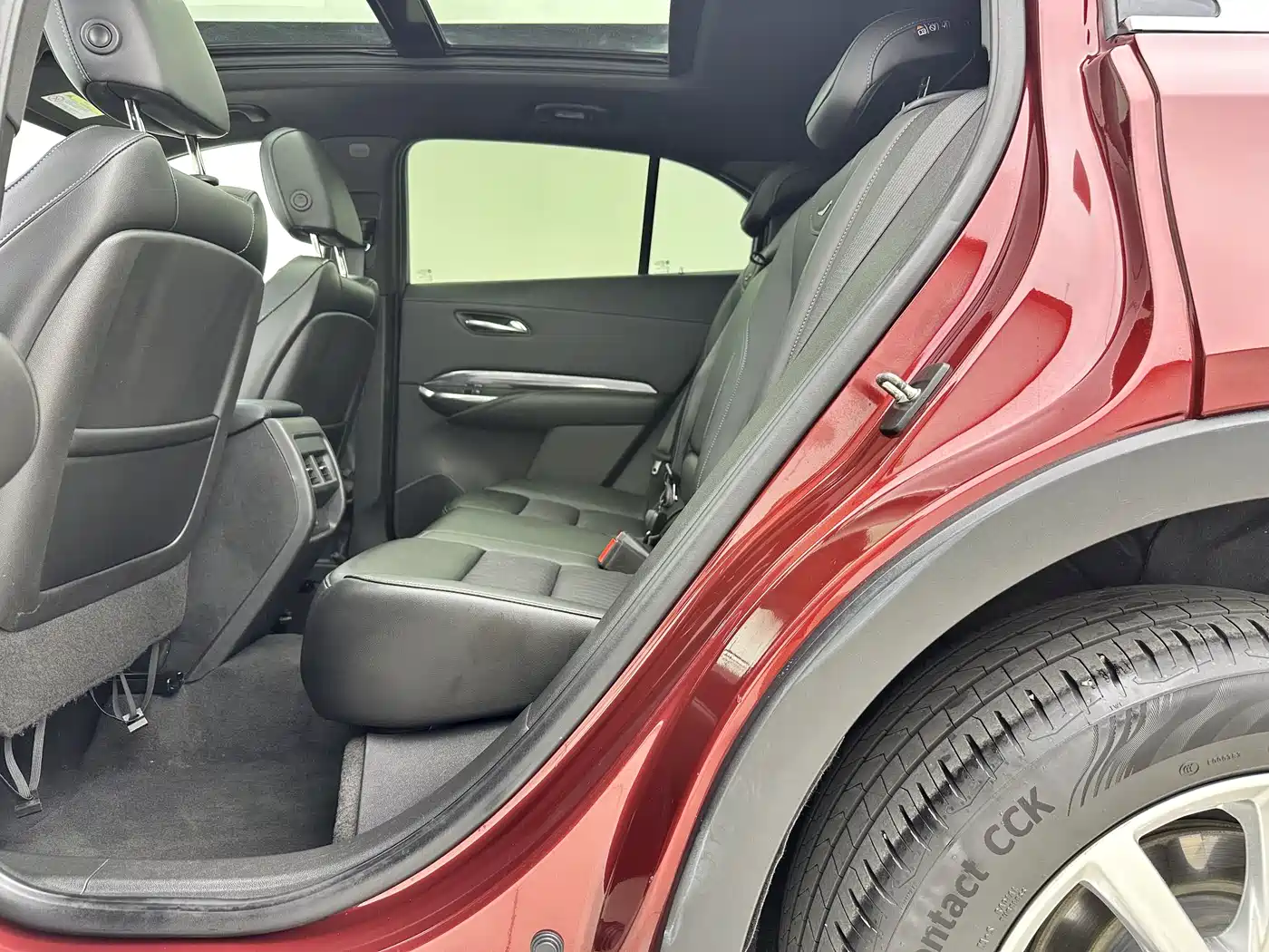 Cadillac XT4 2018 Model 28T 2WD Technology фото 8