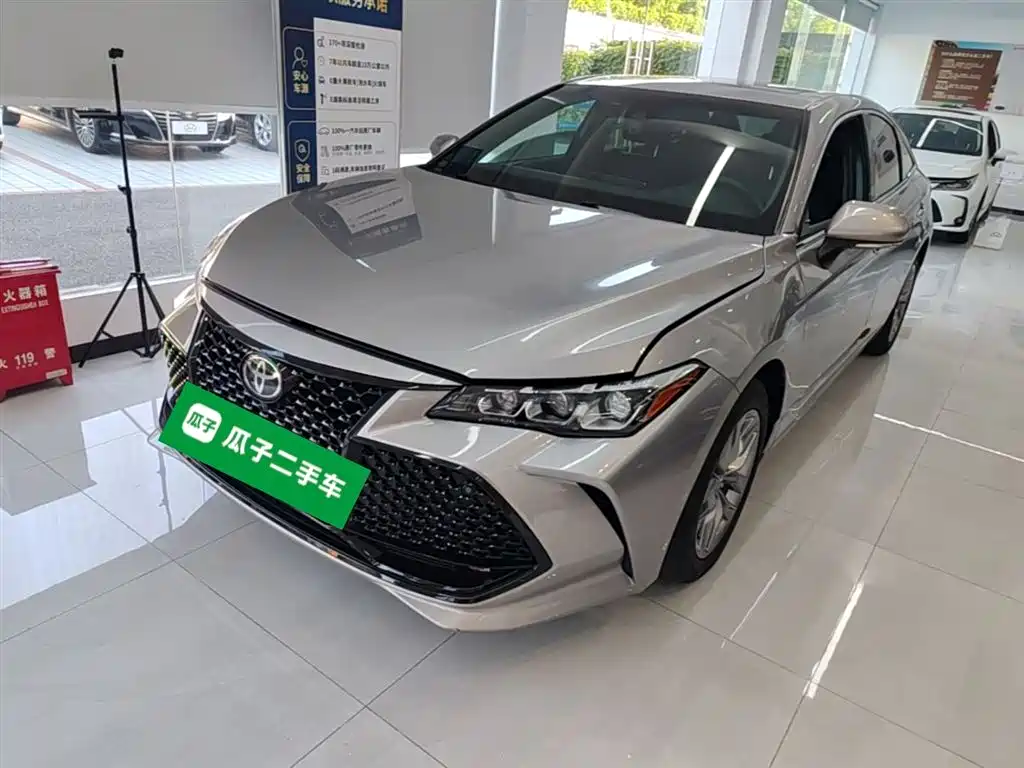 Toyota Avalon 2021 2.5L Luxury Edition фото 3