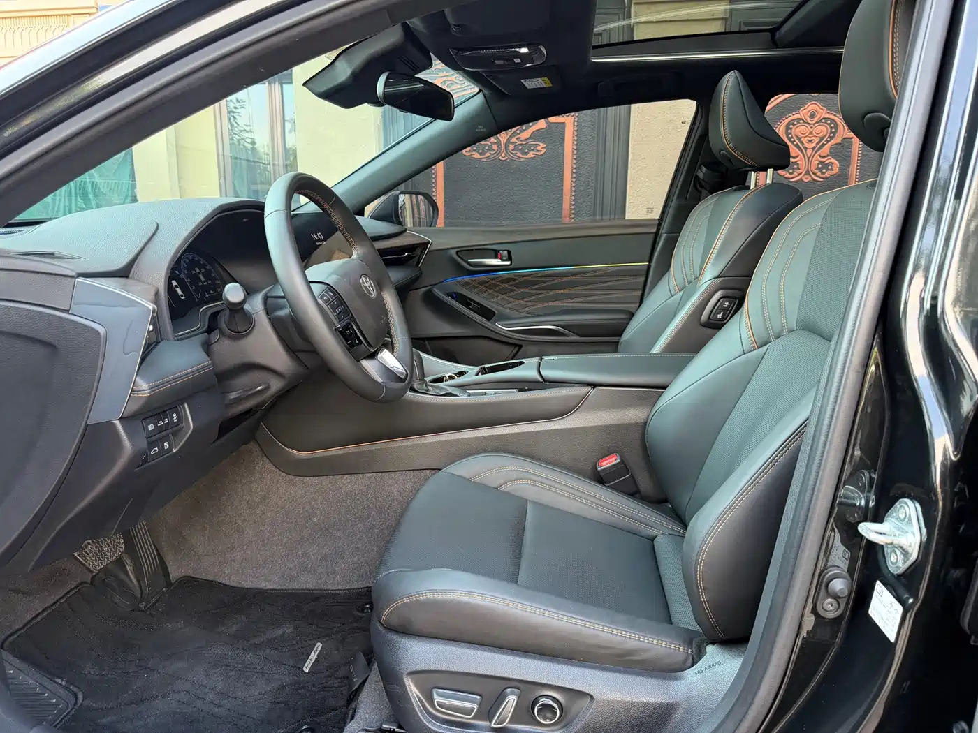 Toyota Avalon 2024 2.0L Luxury Edition фото 4