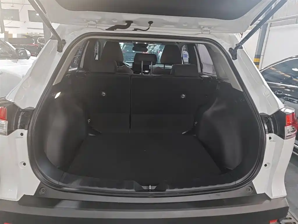 Toyota Corolla Cross 2023 2.0L Elite Edition фото 15