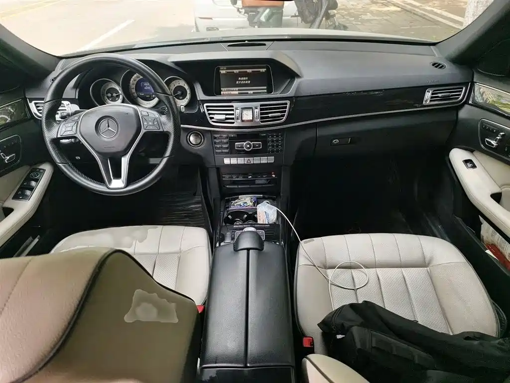 Mercedes-Benz E-Class 2015 E 260 L Sport фото 13