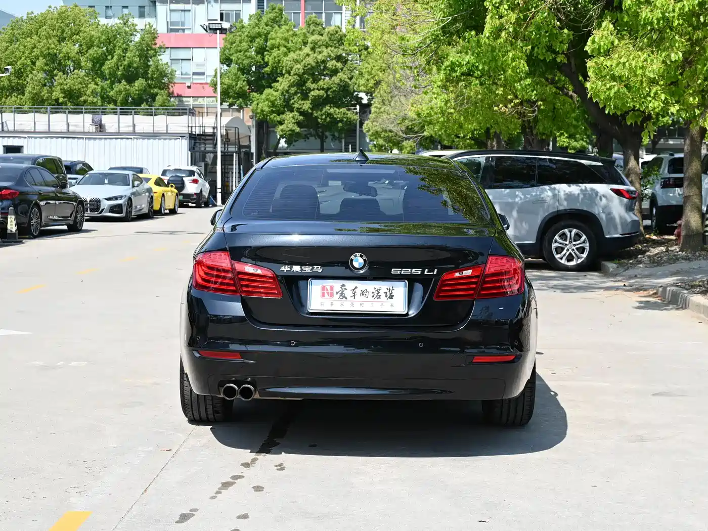 BMW 5 Series 2017 525Li Leading Edition фото 5