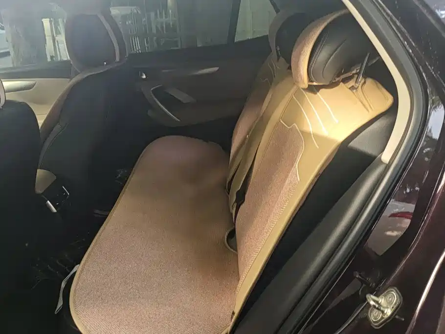 DS 6 2015 2014 1.6T Luxury Edition THP160