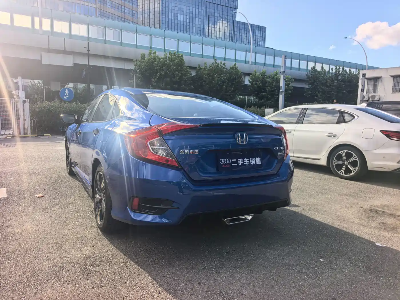 Фото 6 - Honda Civic