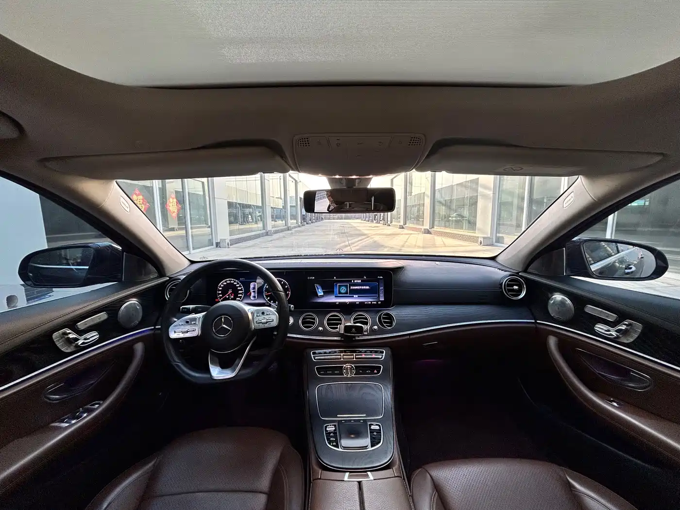 Mercedes-Benz E-Class 2019 E 300 L Sport Fashion фото 9
