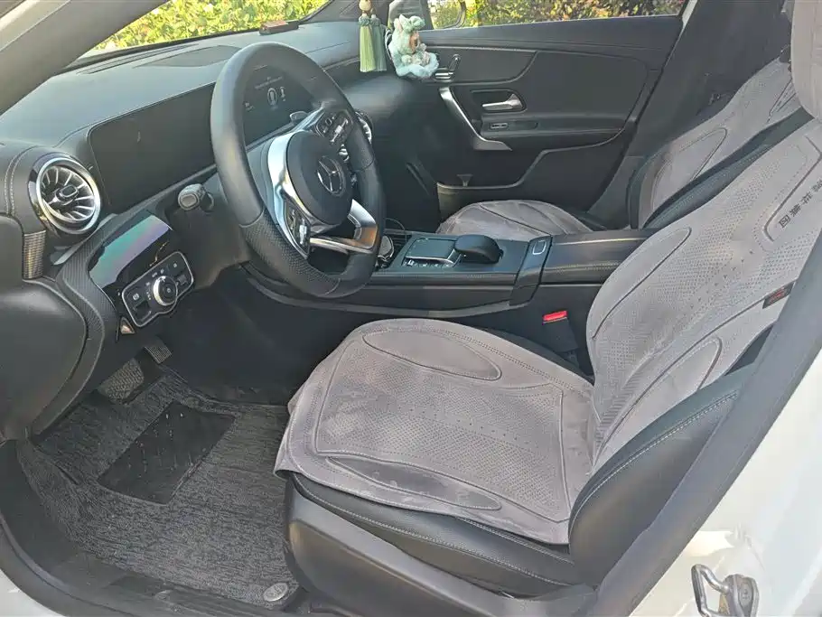 Mercedes-Benz A-Class 2022 A 200 L Sport Sedan Style фото 9