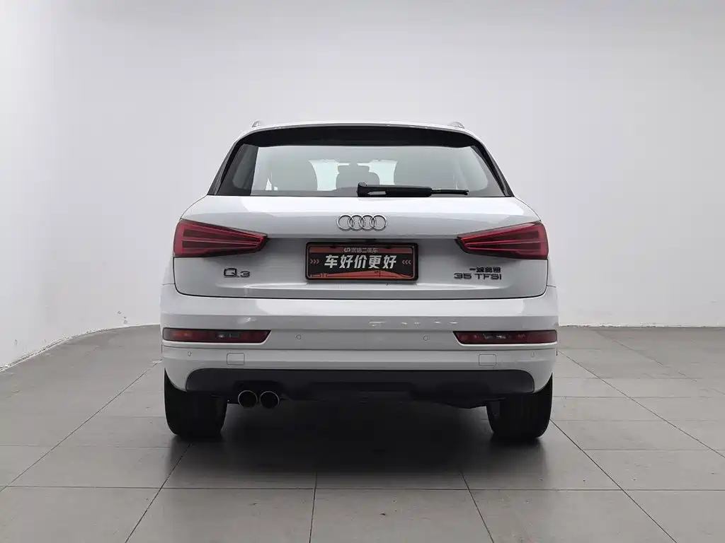 Фото 4 - Audi Q3