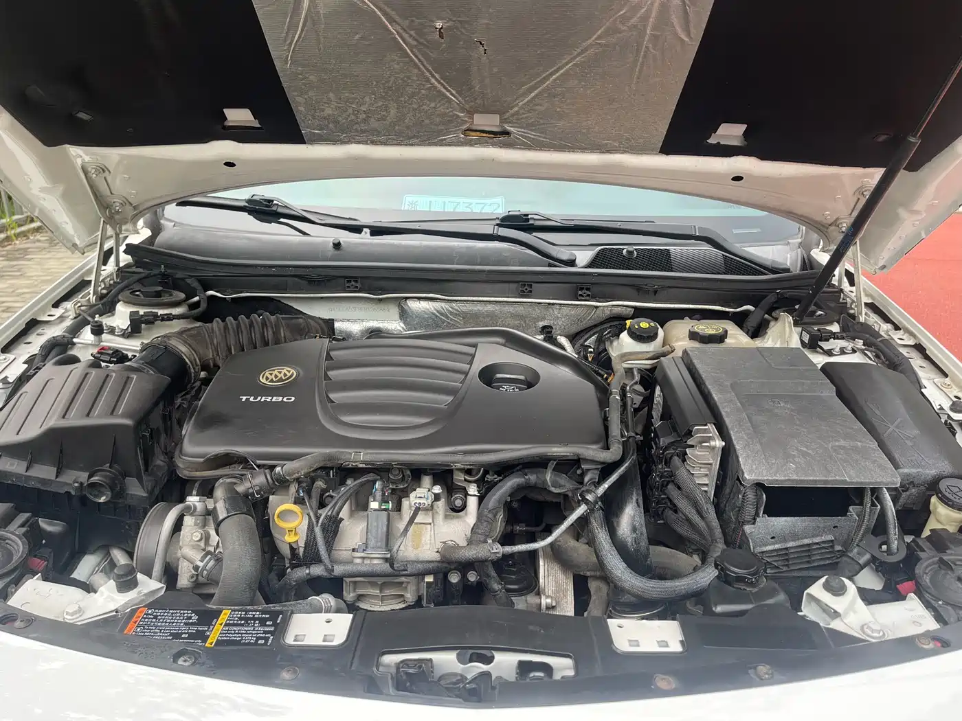 Photo 15 - Buick Regal