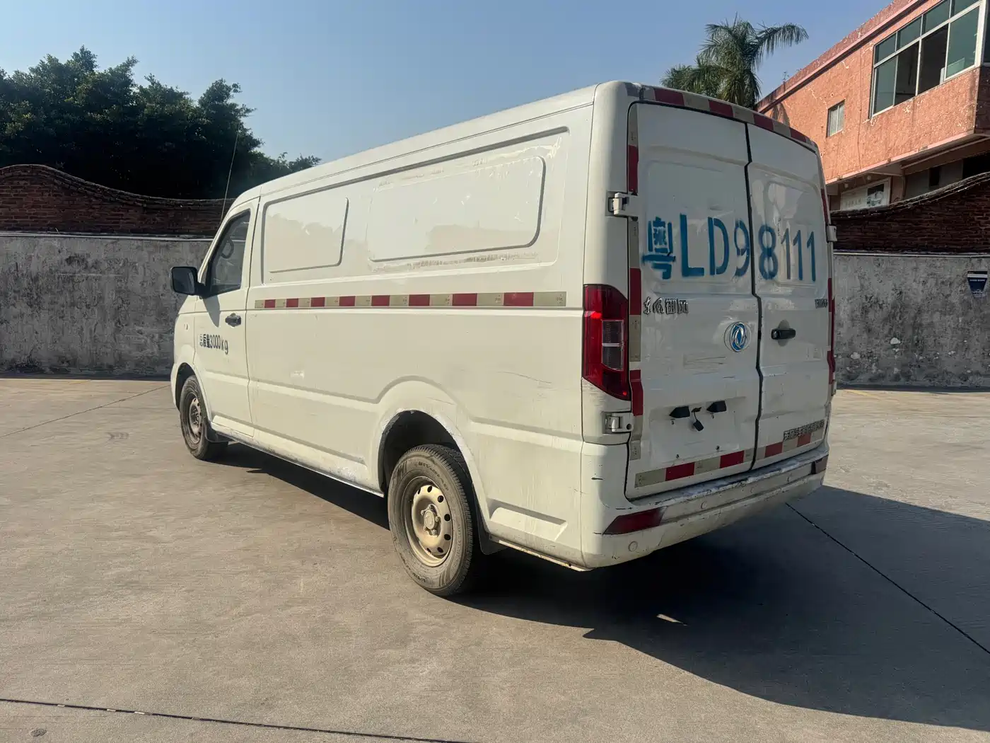 Dongfeng Yufeng Yufeng EM26 2022 2023 Standard Edition 41.472kWh Henan Lithium