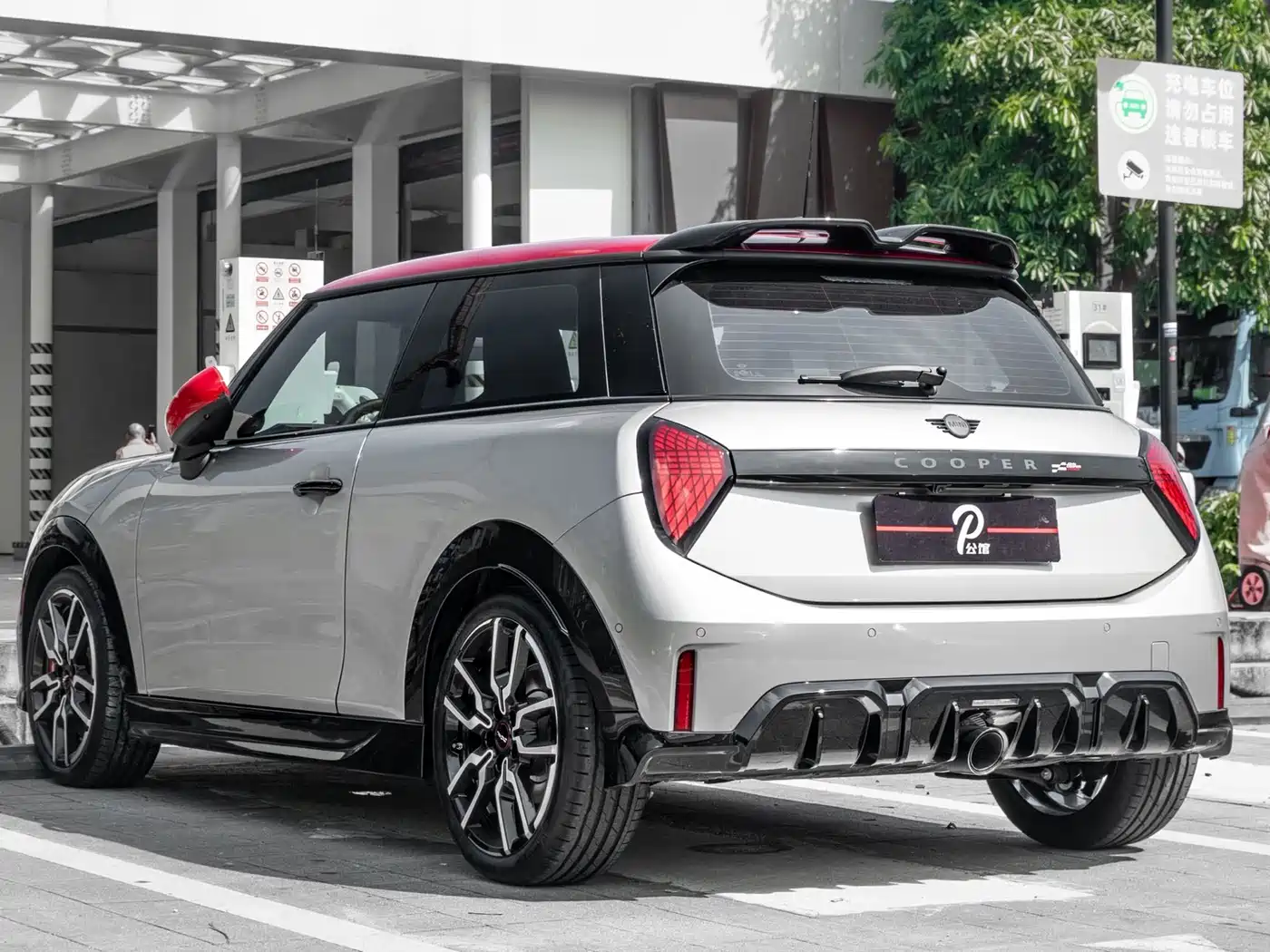 MINI JCW 2025 JOHN COOPER WORKS фото 4