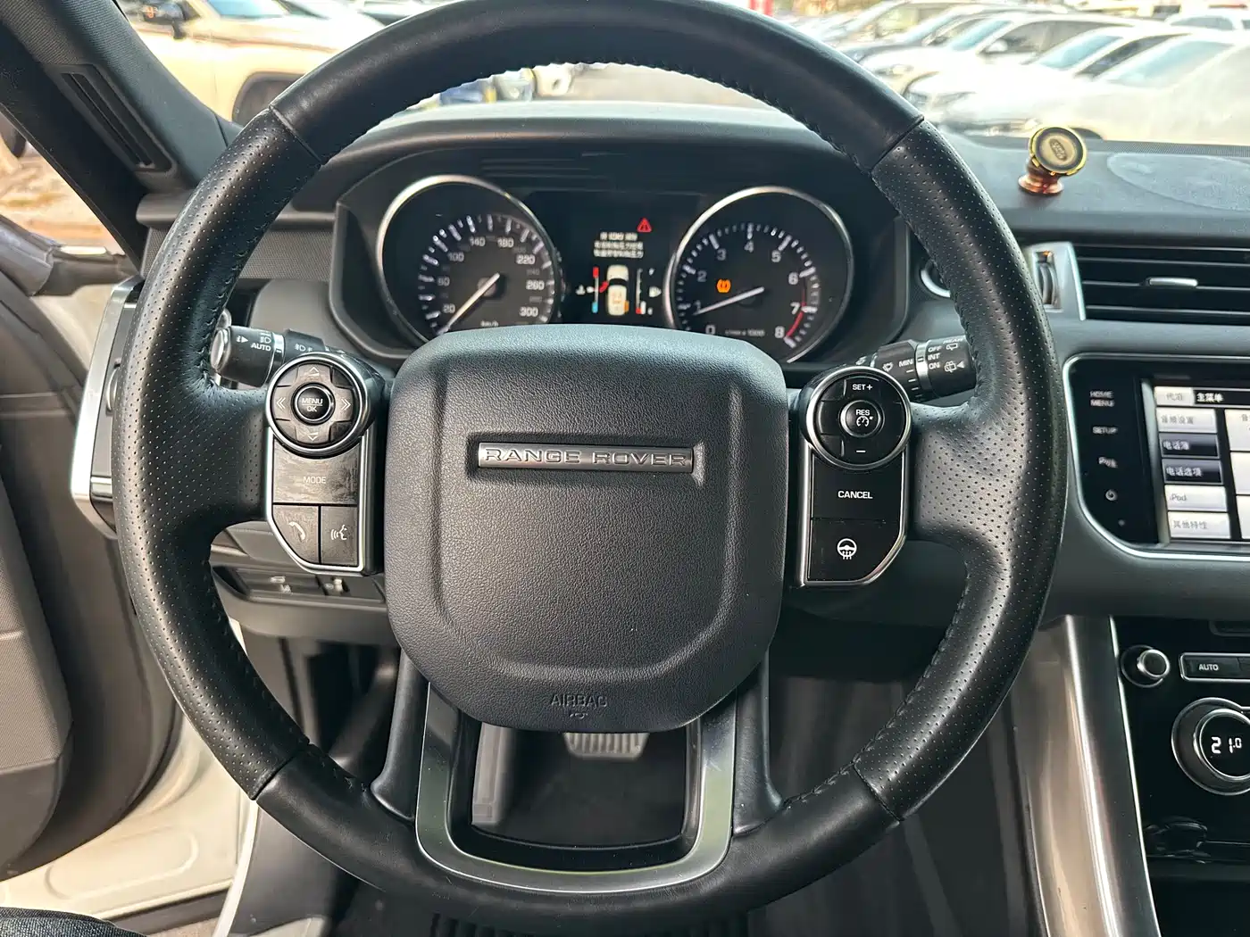 Land Rover Range Rover Sport 2016 Model 3.0 SC V6 HSE фото 8
