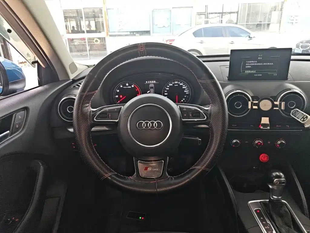 Фото 11 - Audi A3