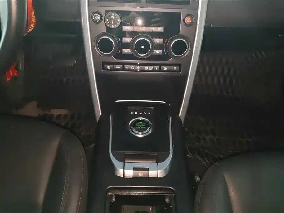 Land Rover Discovery Sport 2019 240PS SE Edition China V фото 16
