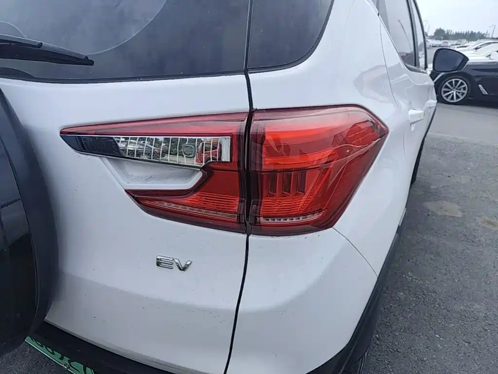 BYD Yuan New Energy 2020 2019 EV535 High Energy Navigation Edition