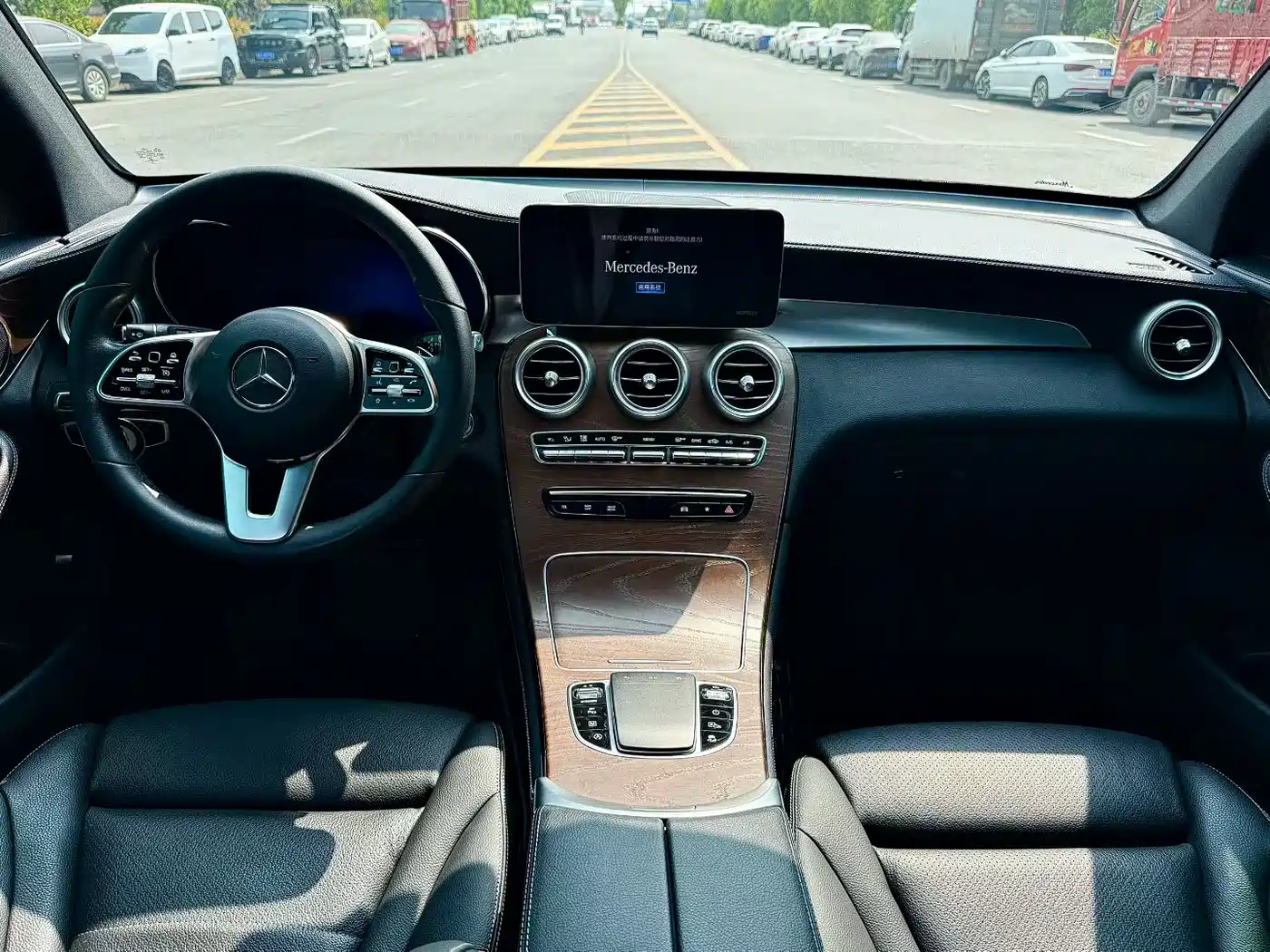 Mercedes-Benz GLC 2020 GLC 300 L 4MATIC Dynamic фото 5