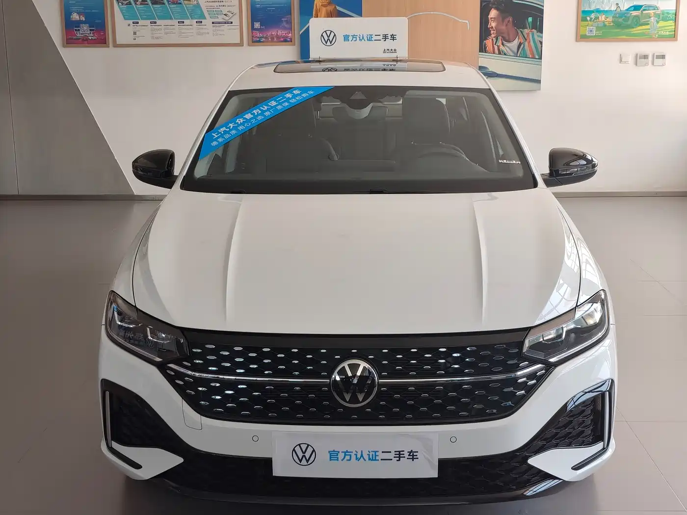 Volkswagen Lavida 2024 Model 300TSI DSG Starlight Leading Edition фото 2