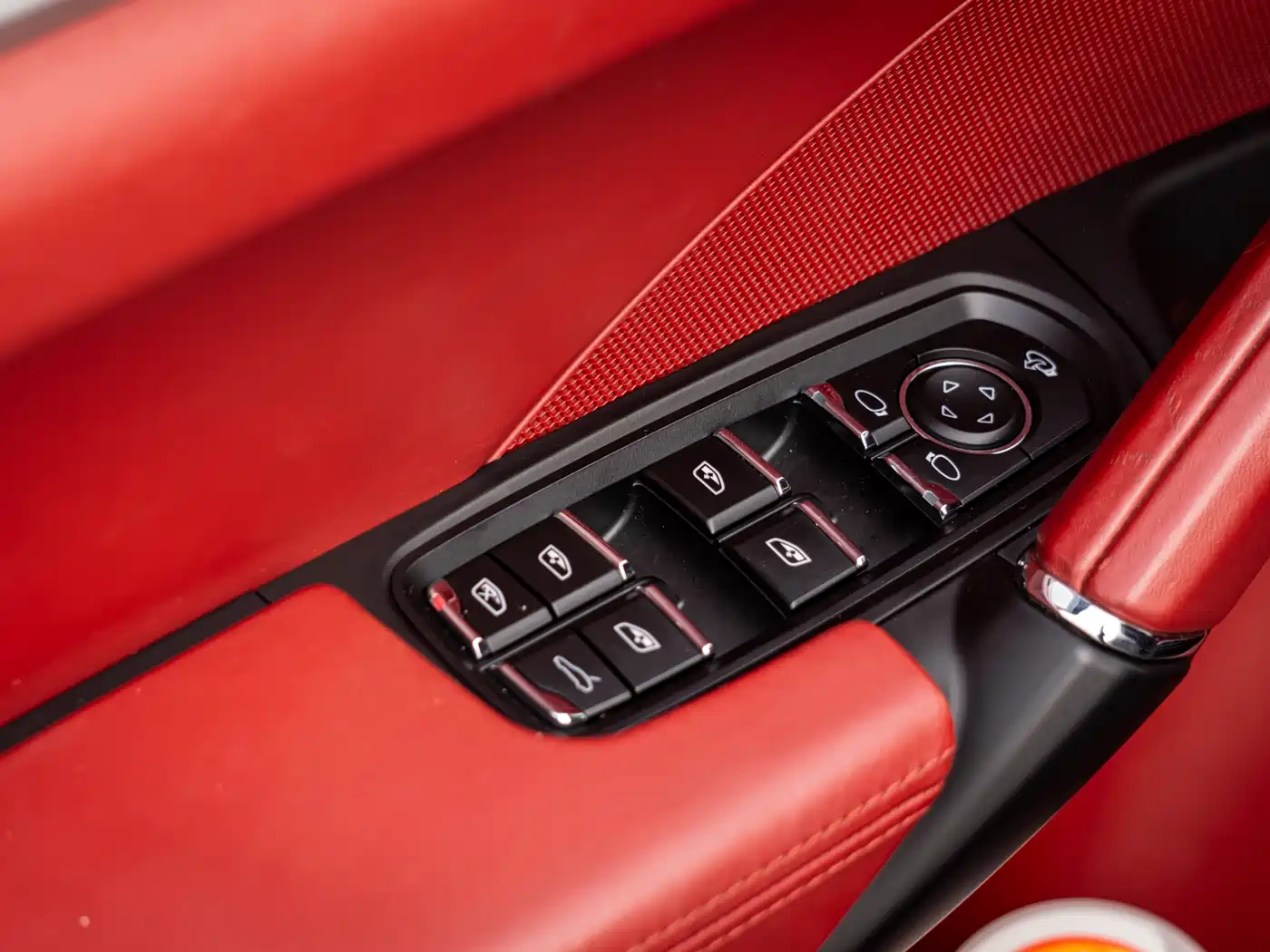 Porsche Cayenne 2016 Cayenne GTS 3.6T фото 11