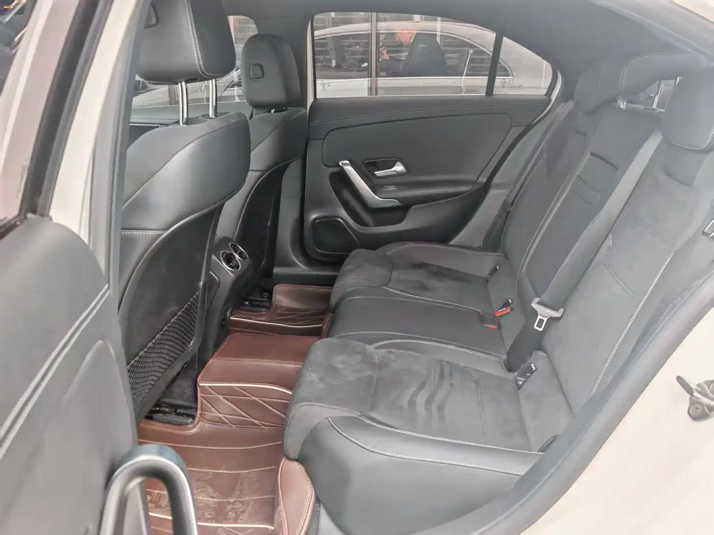 Mercedes-Benz A-Class 2023 A 200 L Fashion фото 3